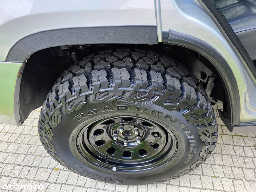 Jeep Grand Cherokee - 29