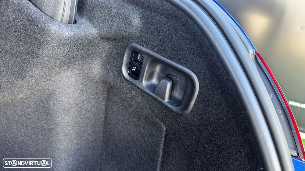 Mercedes-Benz C 220 d 9G-TRONIC AMG Line - 36