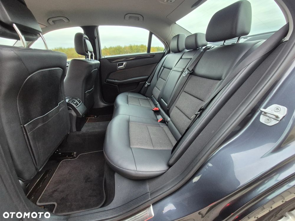 Mercedes-Benz Klasa E 200 CGI BlueEFFICIENCY Automatik Avantgarde - 7