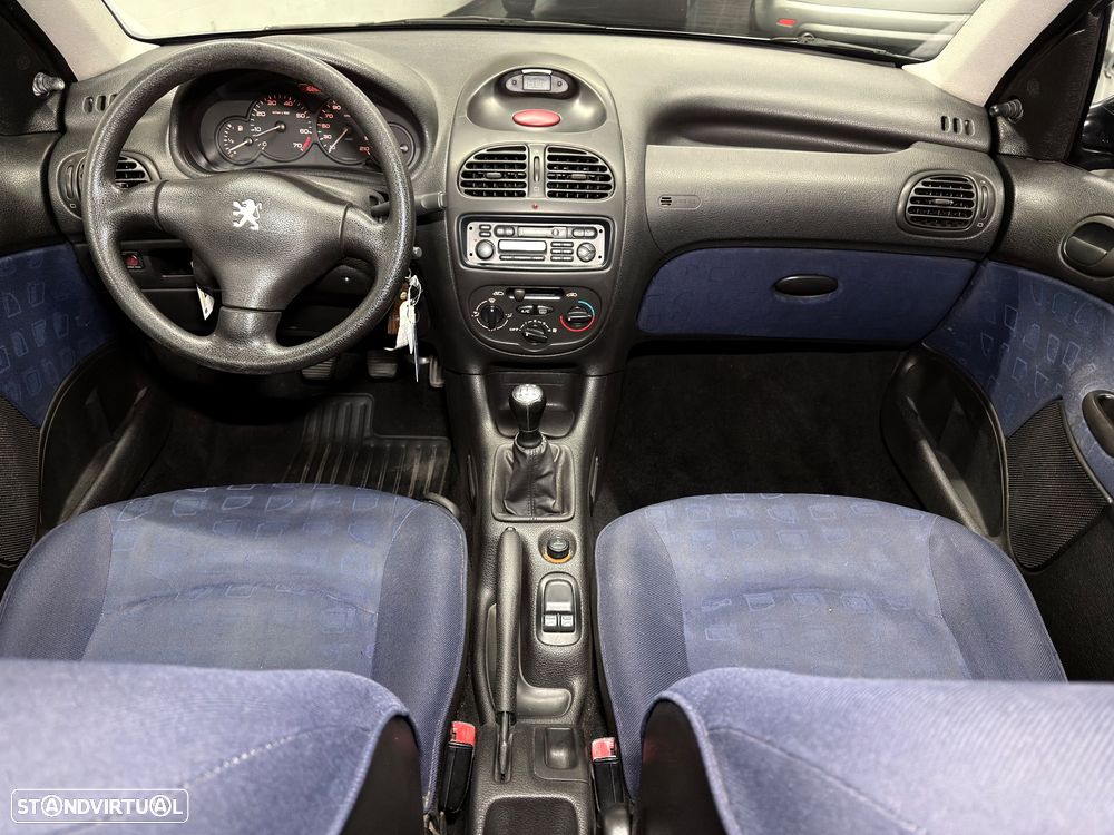 Peugeot 206 1.1 XR Présence - 14