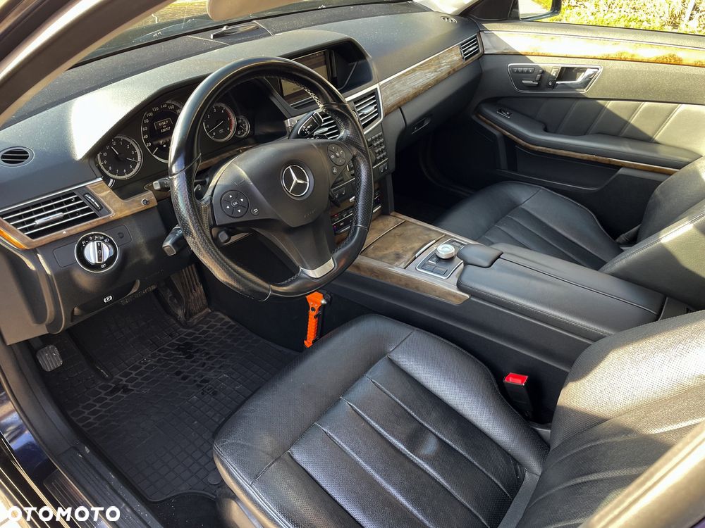 Mercedes-Benz Klasa E 350 CDI BlueEff Avantgarde - 11