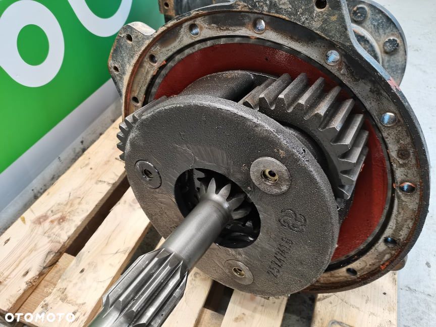 Reduktor Hurlimann 6190 Master 850330 - 11