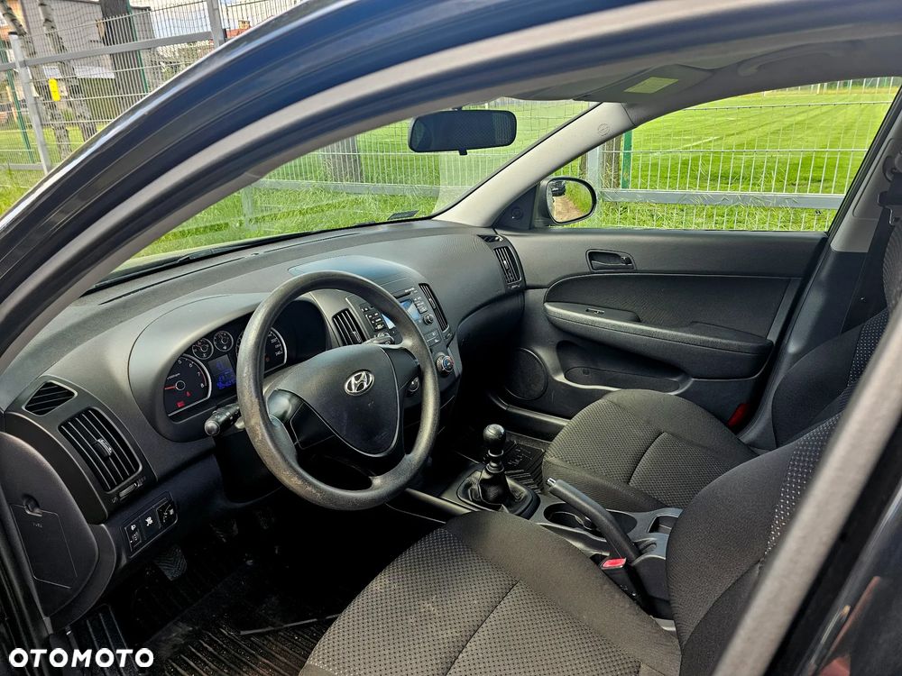 Hyundai i30 1.4 Classic + - 8