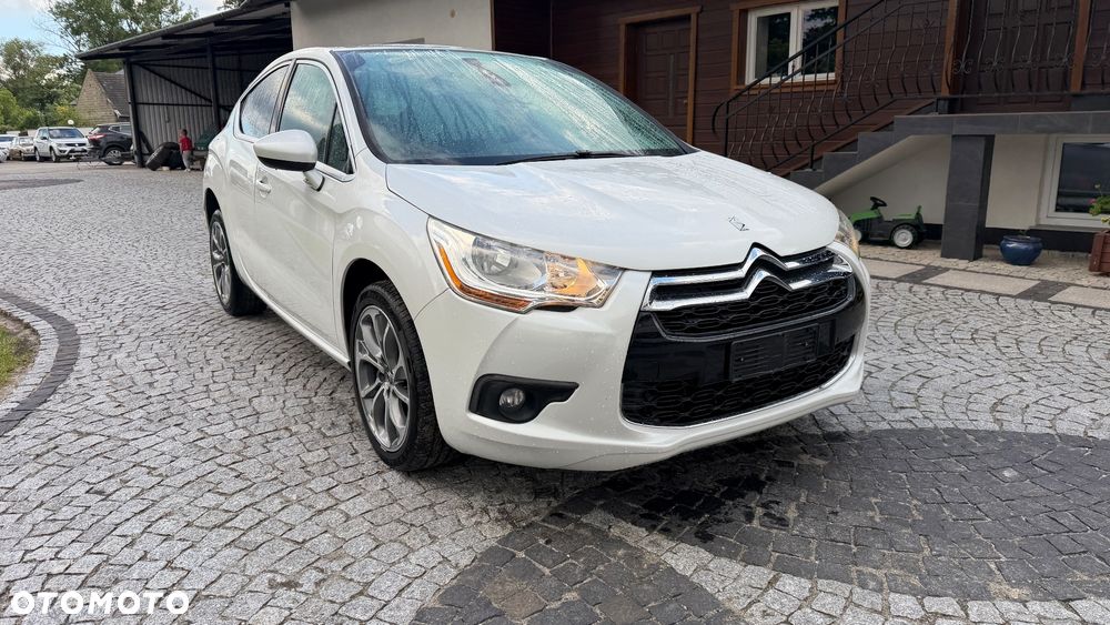 Citroën DS4 1.6 HDi SoChic - 7