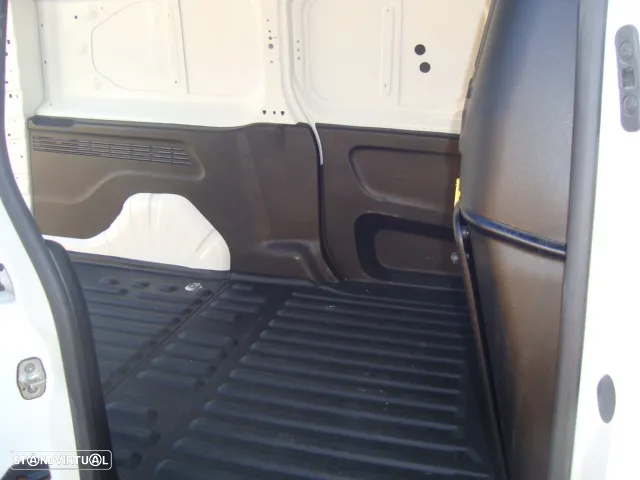 Opel COMBO  LONGA - 36
