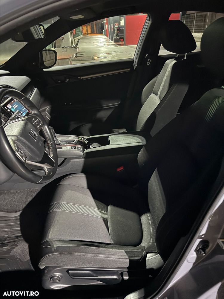 Honda Civic 1.5 VTEC Turbo CVT Sport Plus - 11