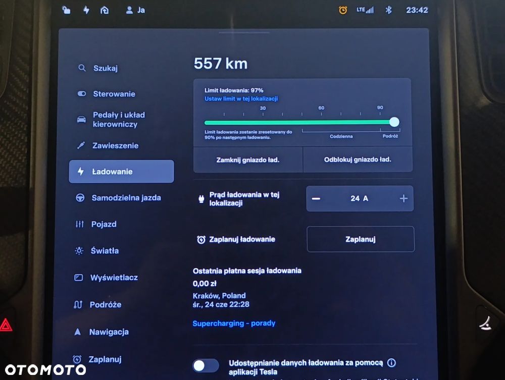 Tesla Model S - 4