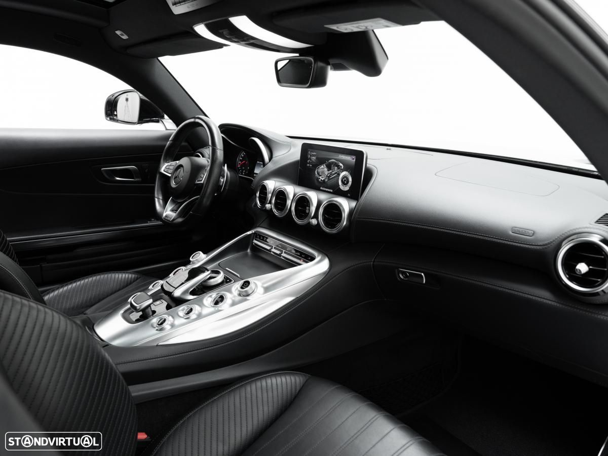 Mercedes-Benz AMG GT - 11