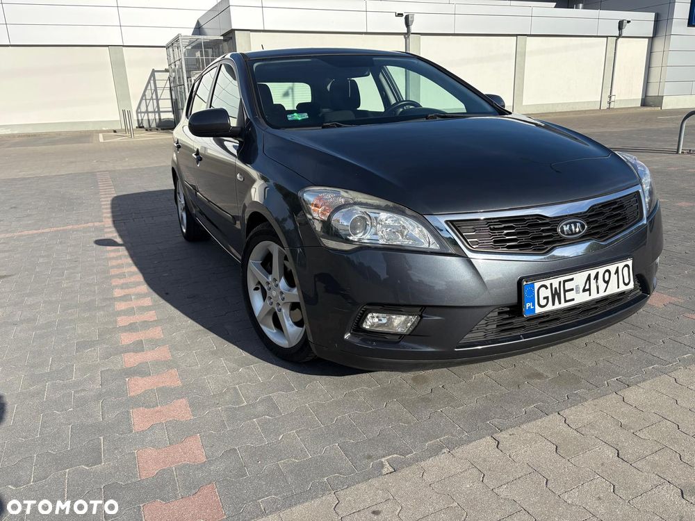 Kia Ceed 1.4 Comfort - 1