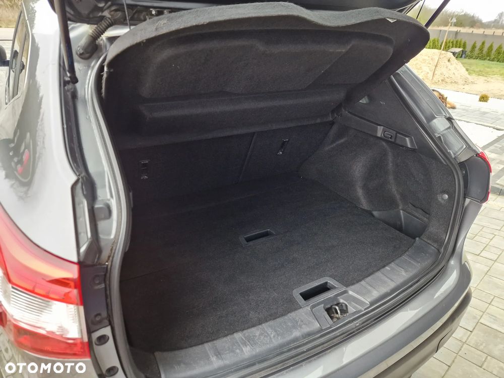 Nissan Qashqai 1.2 DIG-T Visia EU6 - 27