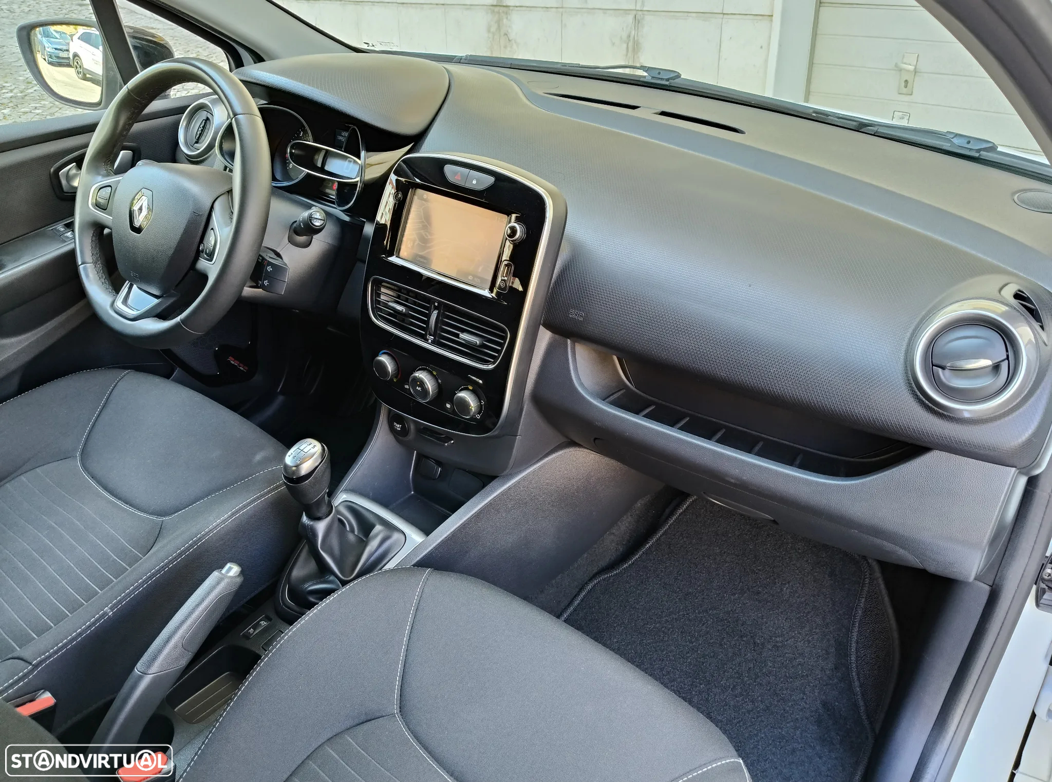 Renault Clio Sport Tourer 1.5 dCi Limited EDition - 15
