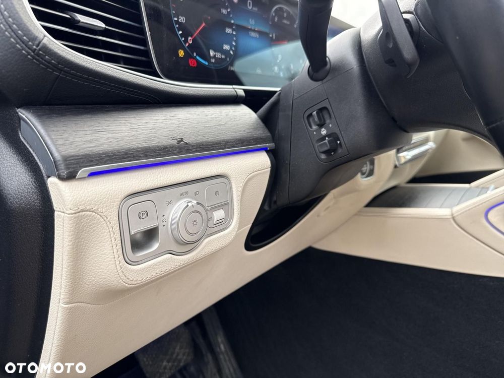 Mercedes-Benz GLE - 12