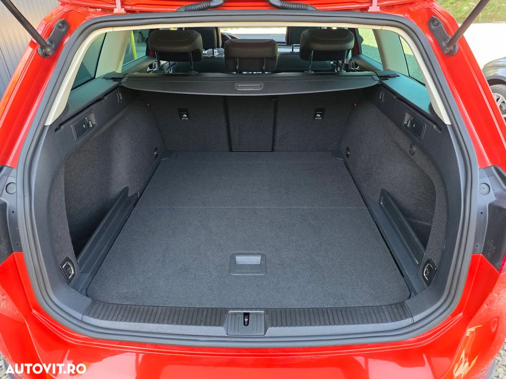 Volkswagen Passat Alltrack - 18