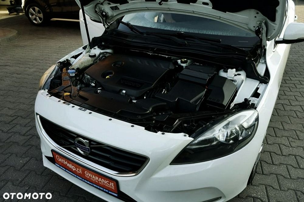 Volvo V40 D2 - 9
