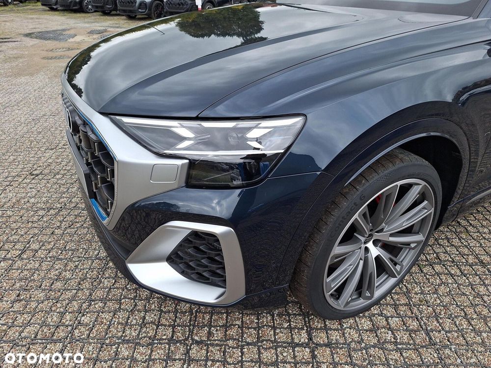 Audi SQ8 - 30