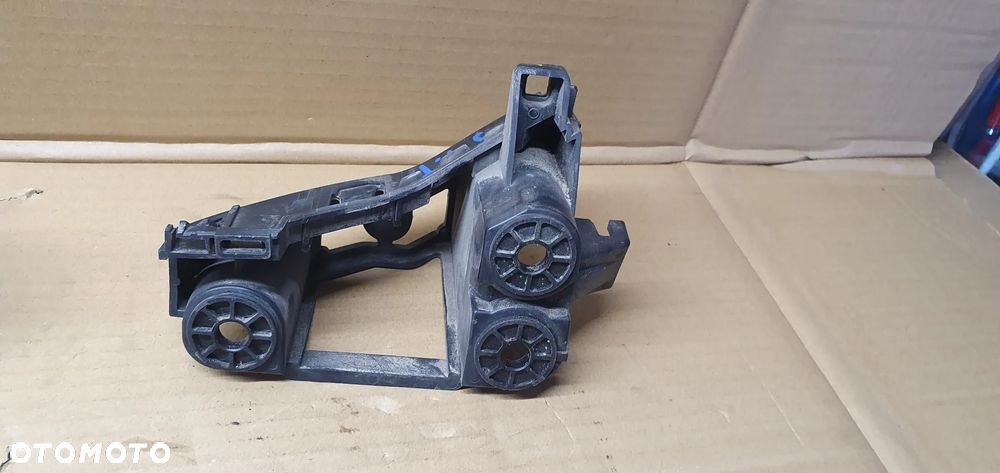 Ślizg zderzaka prawy tył tylny prawy Citroen C5 III Sedan 9681049680 - 5