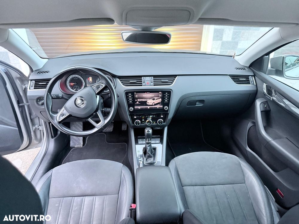 Skoda Octavia Combi Diesel 1.6 TDI DSG Style - 11