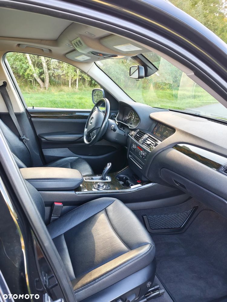BMW X3 28i xDrive - 20