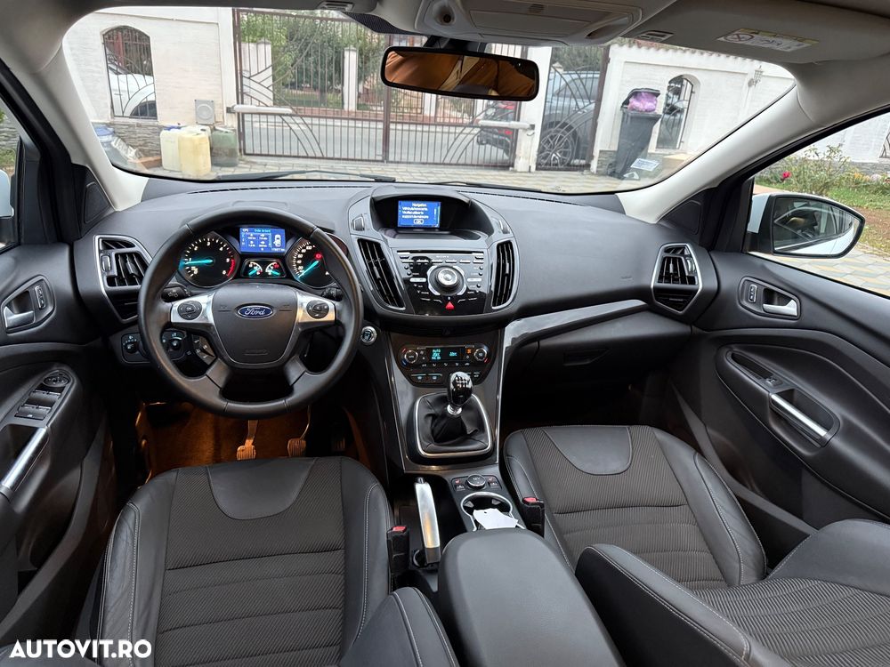 Ford Kuga - 3