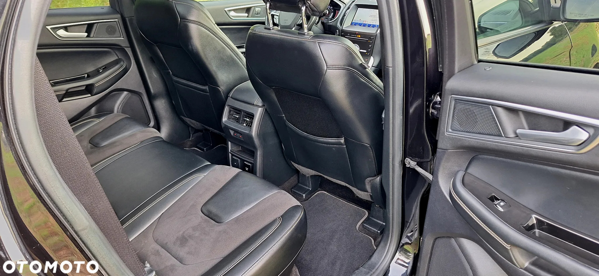 Ford Edge - 23