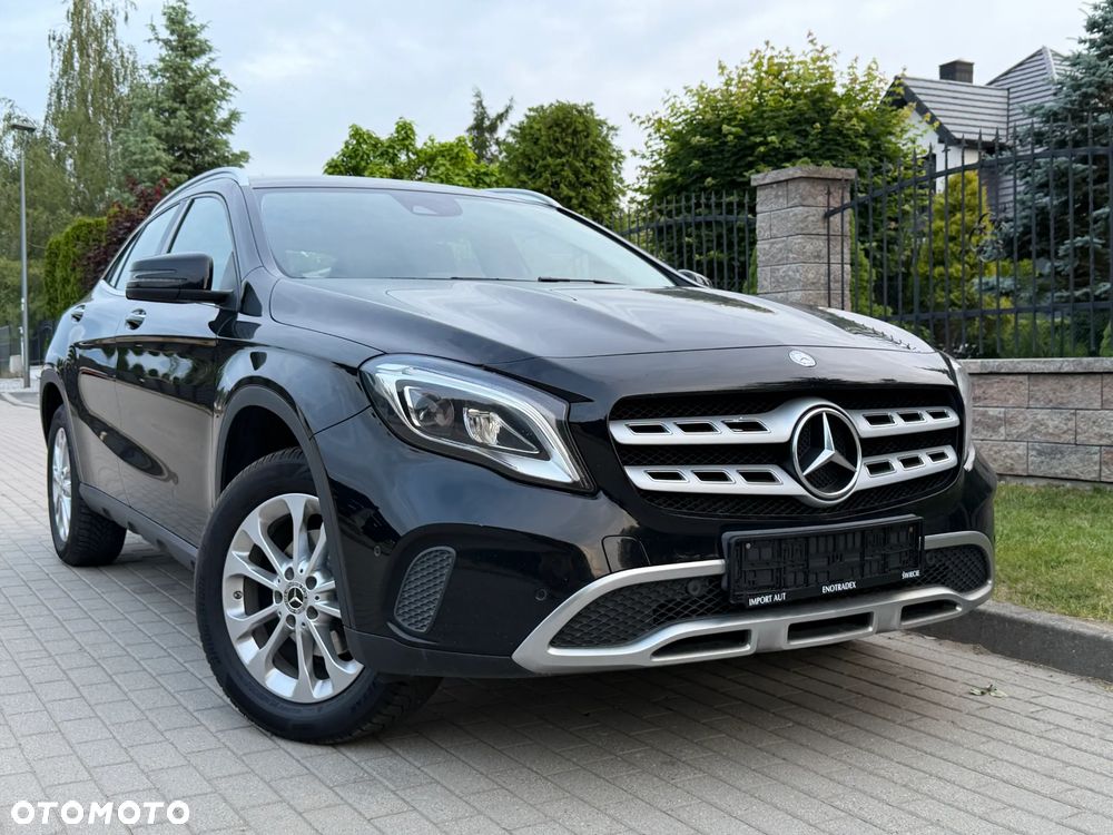Mercedes-Benz GLA 180 (CDI) d Urban - 10
