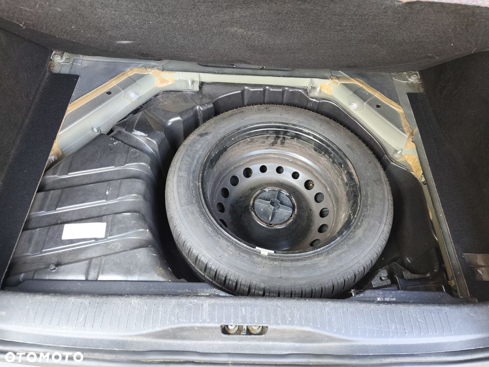 Renault Scenic 1.6 16V 110 TomTom Edition - 23