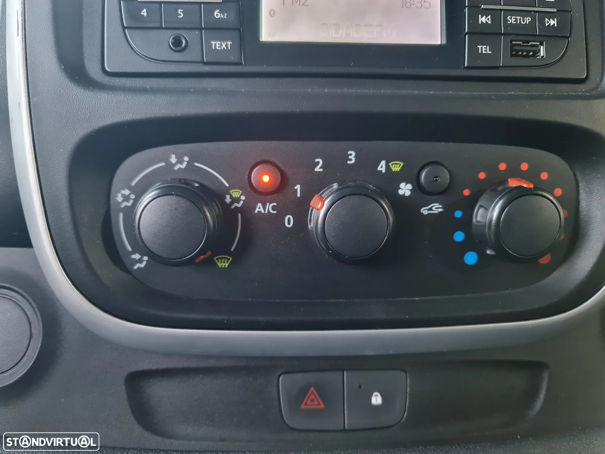 Renault TRAFIC DCI 3Lug * AC/BLUETOOTH *c/ IVA incluido - 24