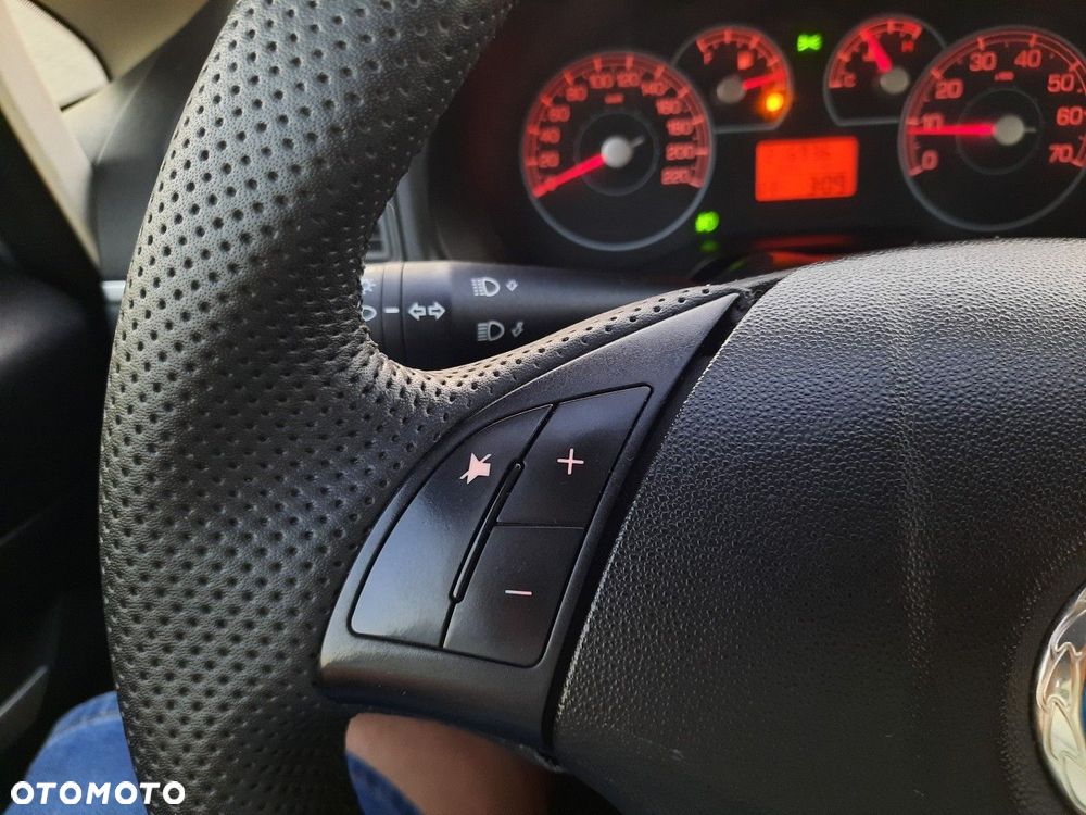 Fiat Grande Punto 1.4 16V Racing - 26