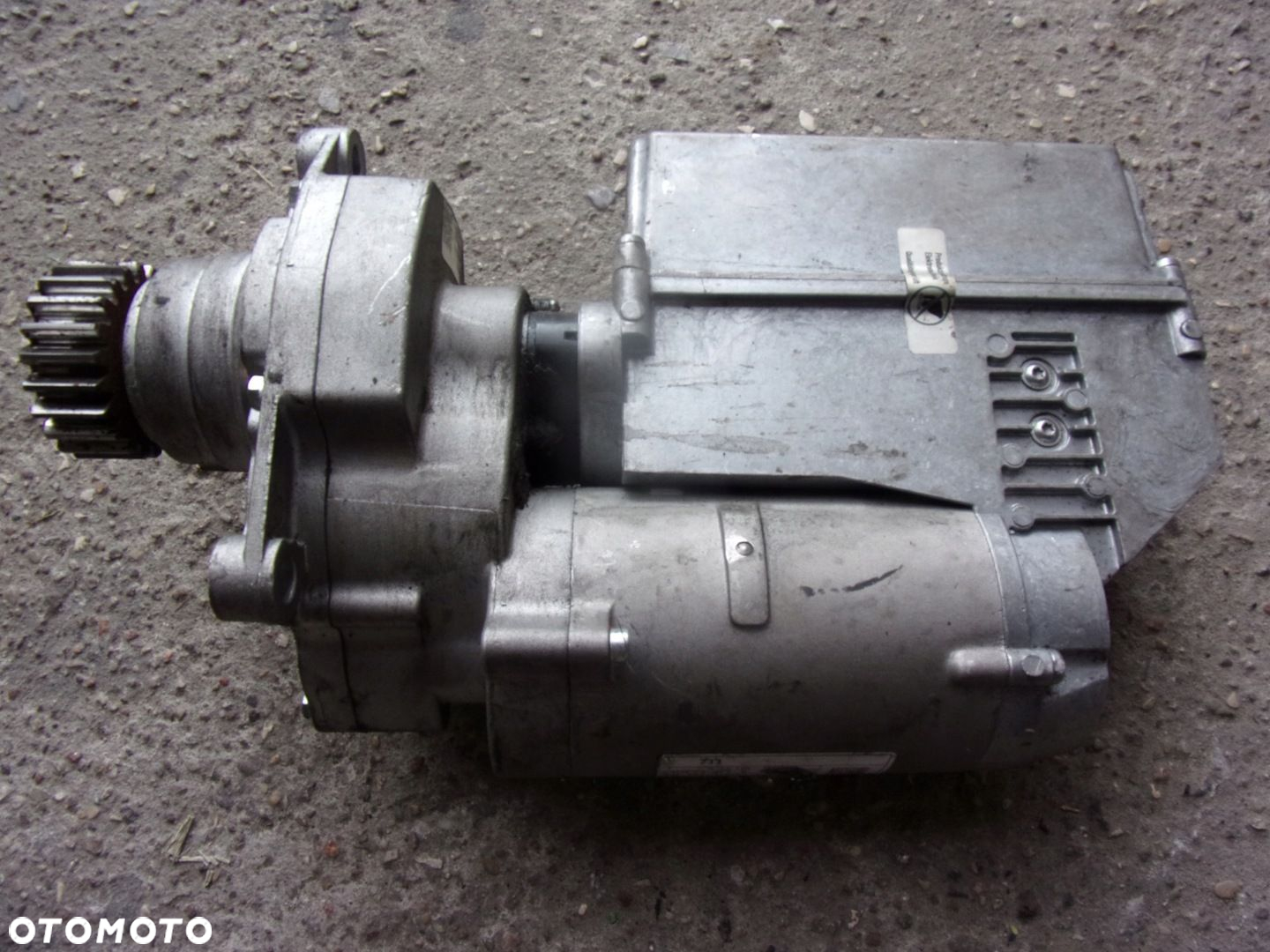 LINDE SILNIK STERUJĄCY 3905400700 - 2