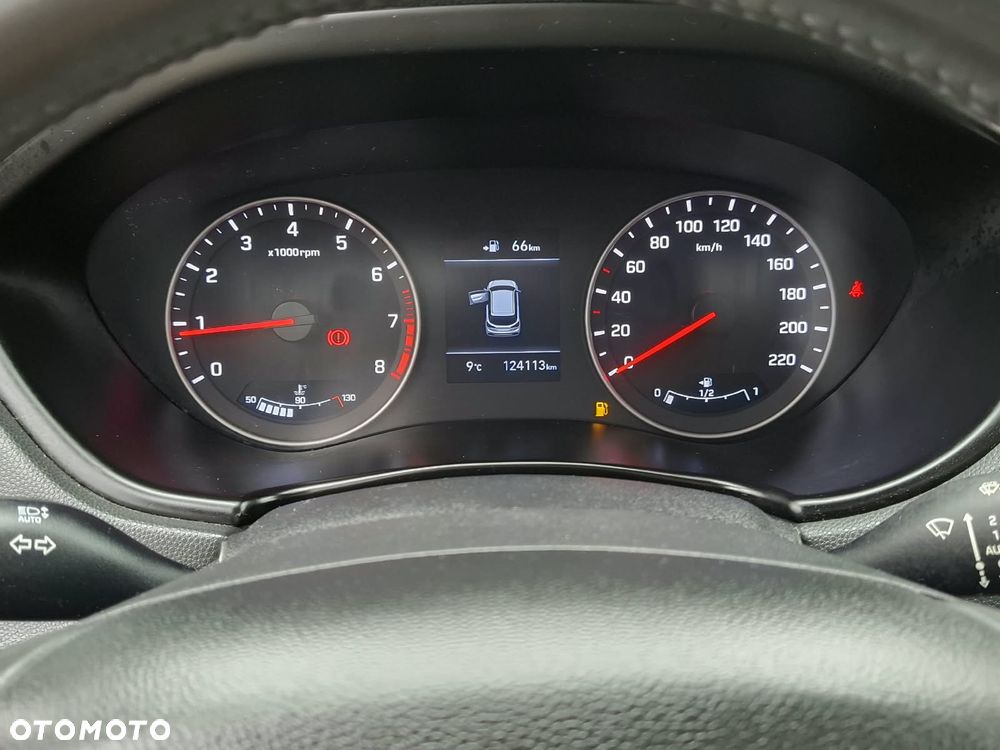 Hyundai i20 - 19