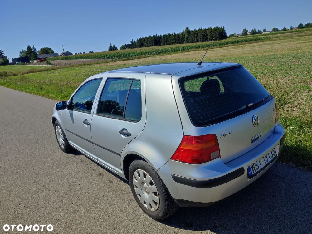 Volkswagen Golf 1.9 TDI Basis - 4