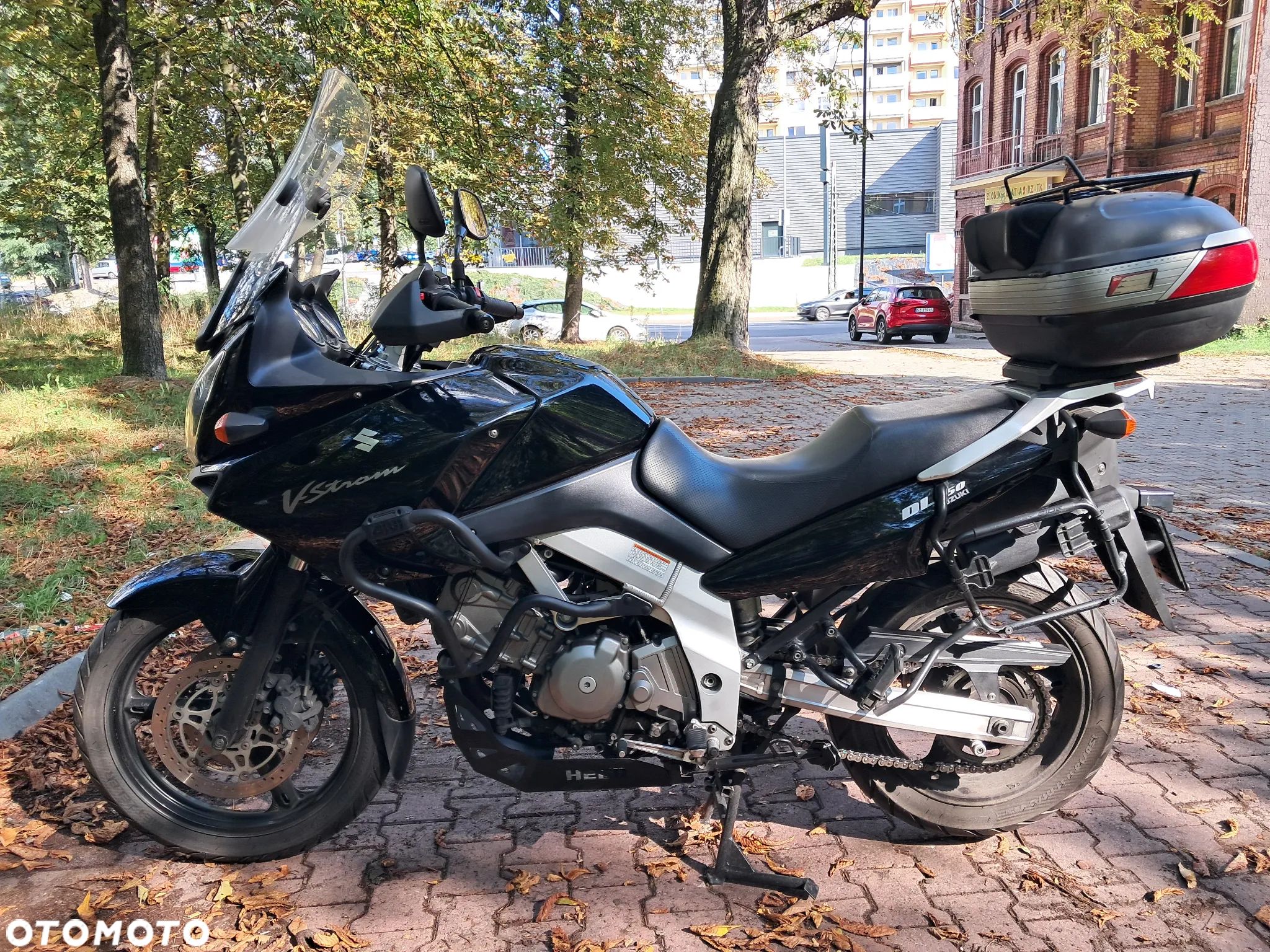 Suzuki V-STROM - 1
