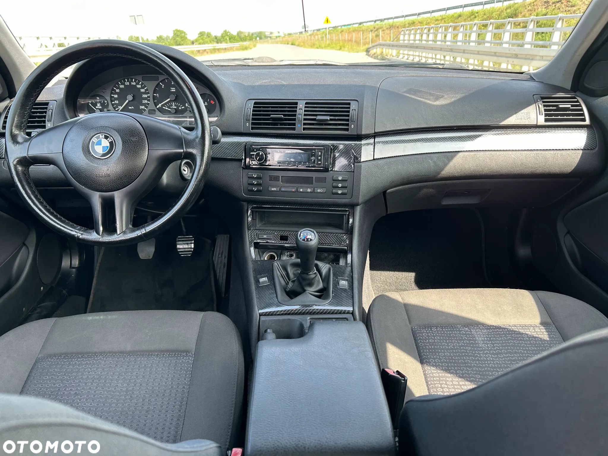 BMW Seria 3 318d - 14