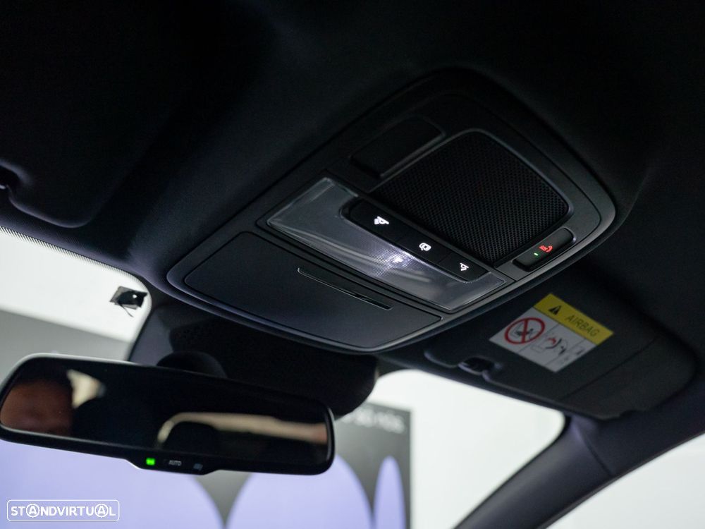 MG MG4 77 kWh Extended Range Luxury - 37