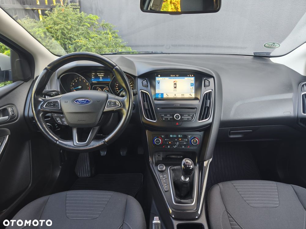 Ford Focus 1.5 EcoBoost Titanium ASS - 11