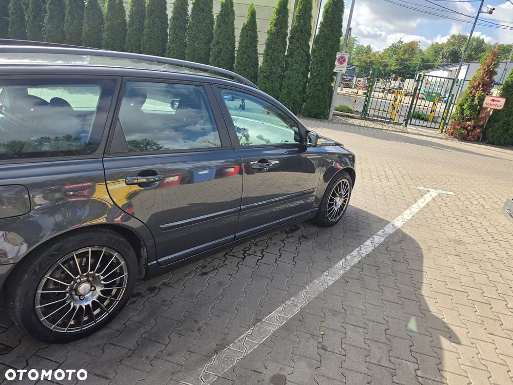 Volvo V50 1.8 - 12
