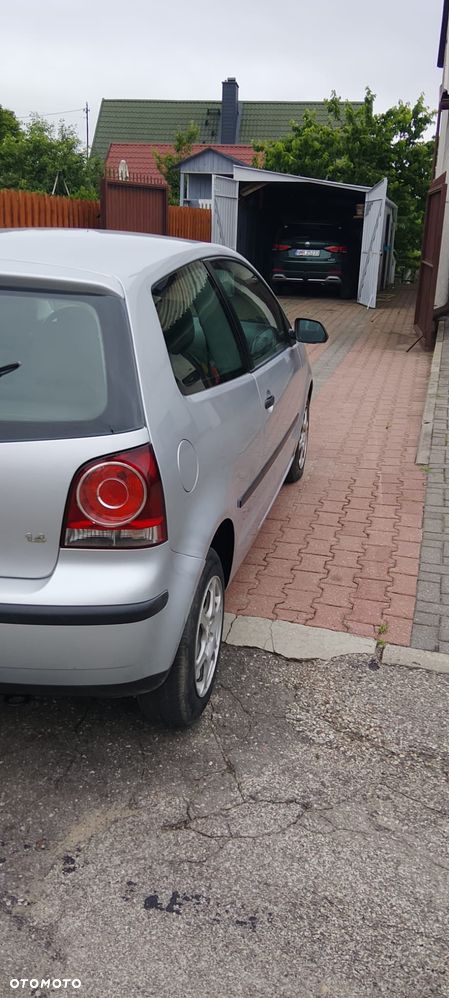 Volkswagen Polo 1.4 Tour - 5