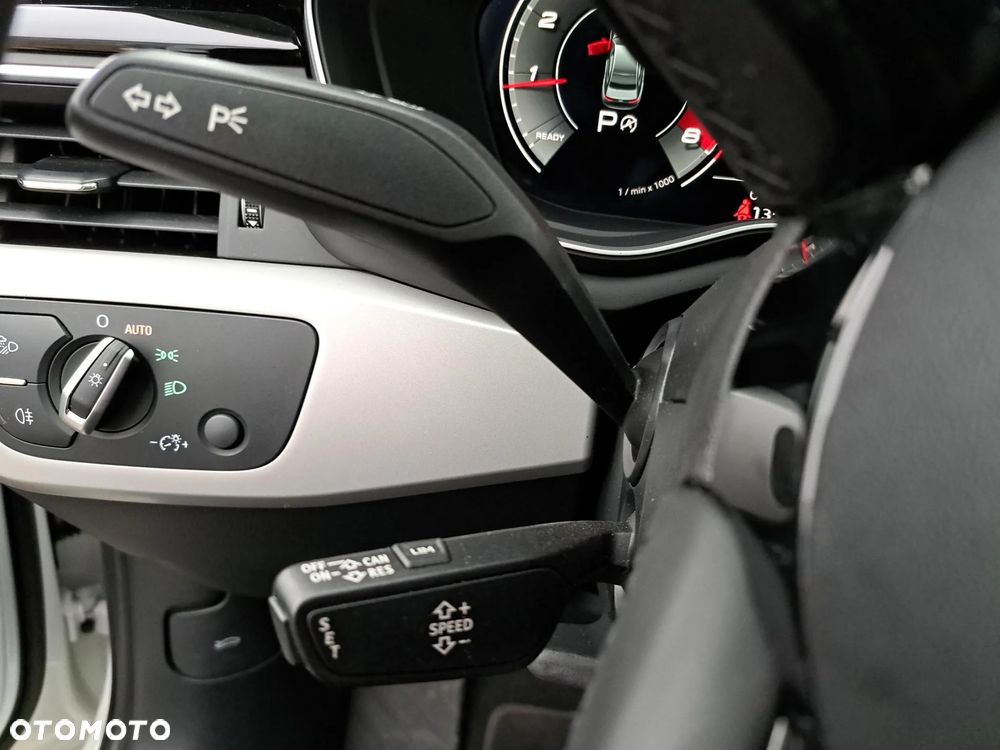 Audi A4 Limousine 35 TFSI S tronic - 25