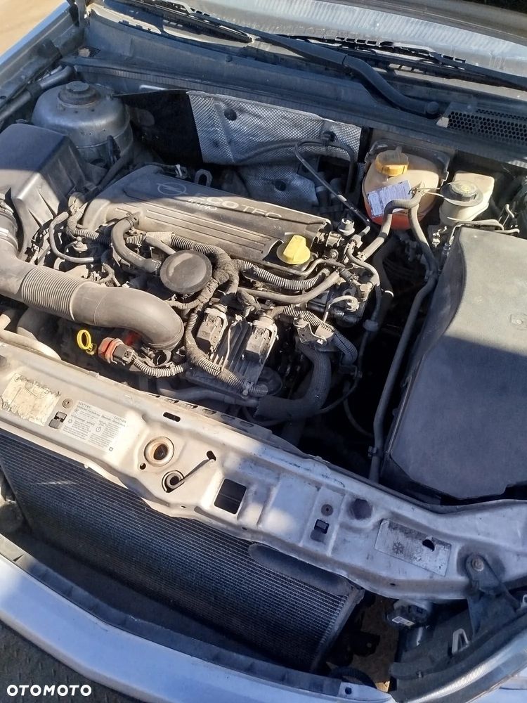 Opel Vectra C na części - 8
