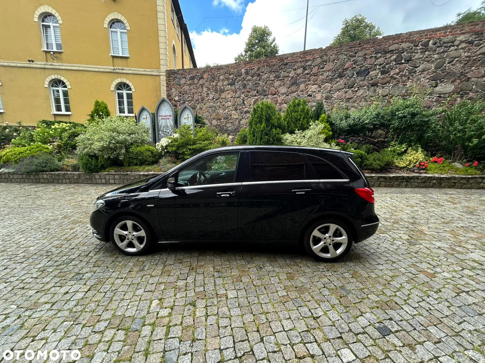Mercedes-Benz Klasa B 180 (BlueEFFICIENCY) - 24