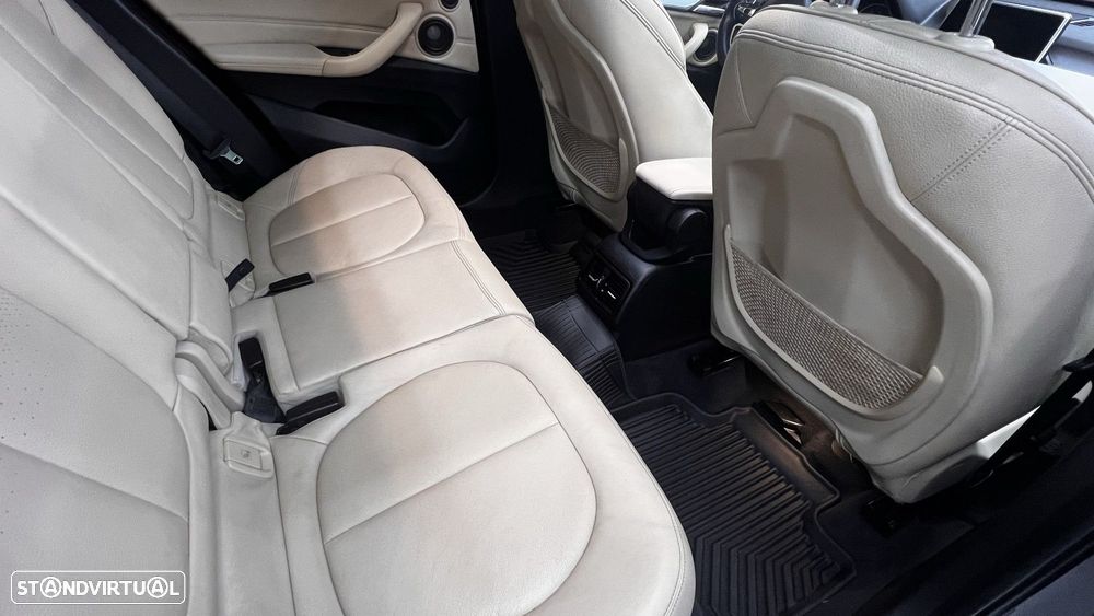 BMW X1 20 d xDrive Auto Pack M - 35