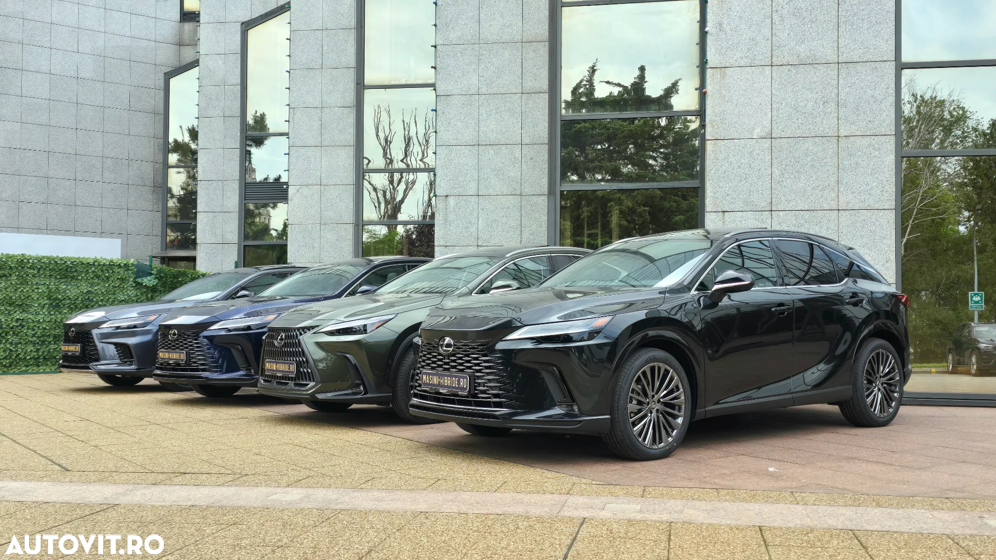 Lexus Seria RX 450h+ (Plug-in-Hybrid) Luxury Line - 35