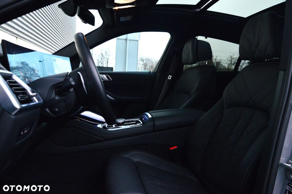 BMW X6 xDrive40d - 14