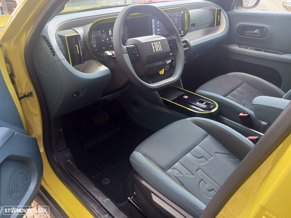 Fiat Grande Panda 1.2 Hybrid Icon eDCT - 28