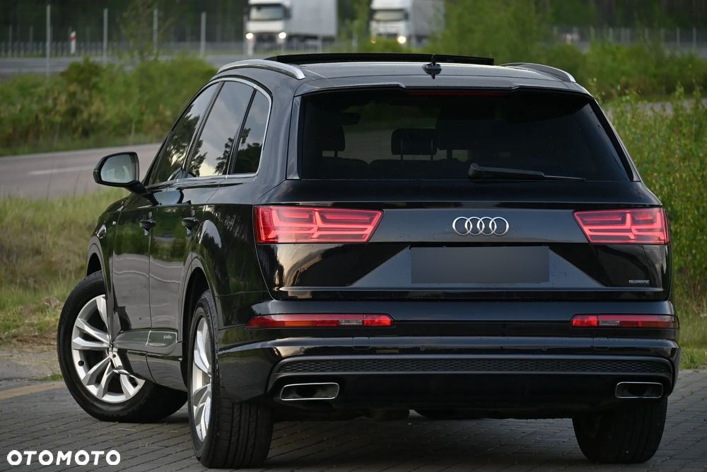 Audi Q7 - 17