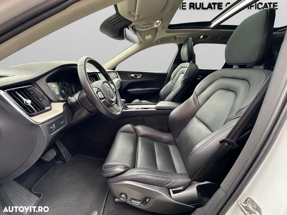 Volvo XC 60 D4 Momentum Pro - 10