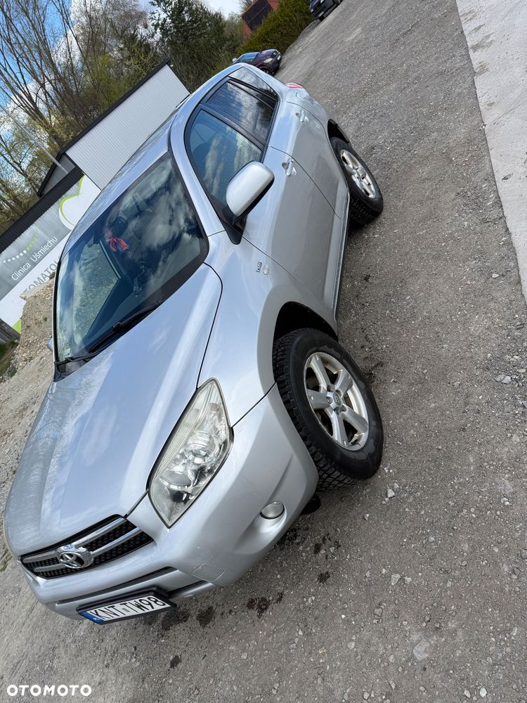 Toyota RAV4 2.2 D-4D Luna - 3