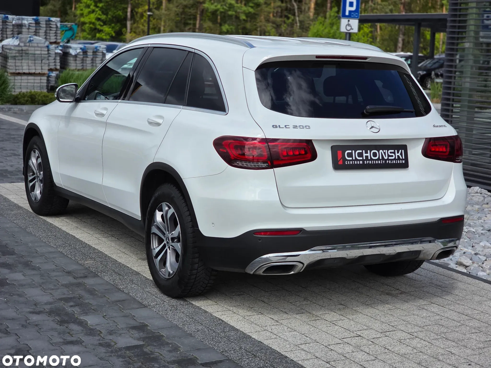 Mercedes-Benz GLC 200 4-Matic - 9