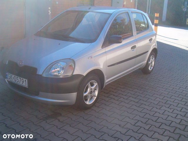 Toyota Yaris - 2