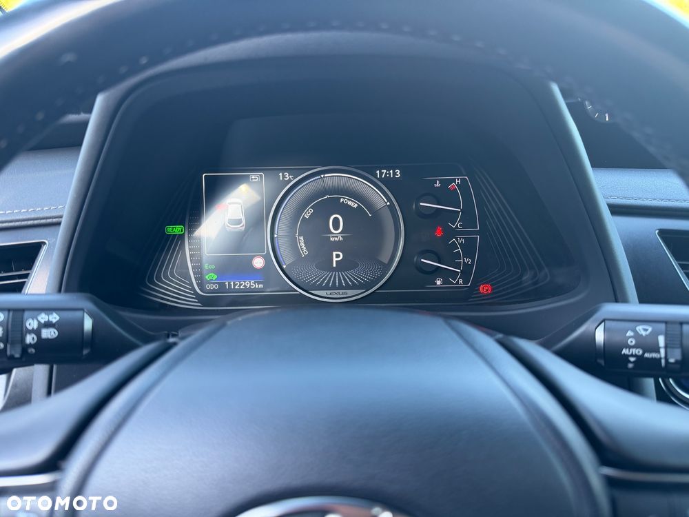 Lexus UX 250h Elegance 2WD - 27
